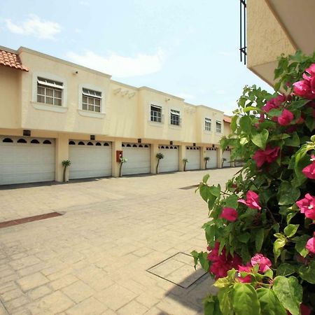 غوادالاجارا Motel Mirage المظهر الخارجي الصورة