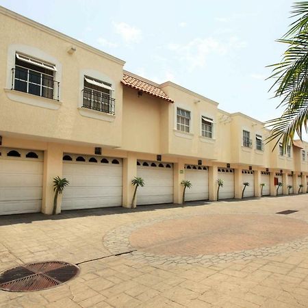 غوادالاجارا Motel Mirage المظهر الخارجي الصورة