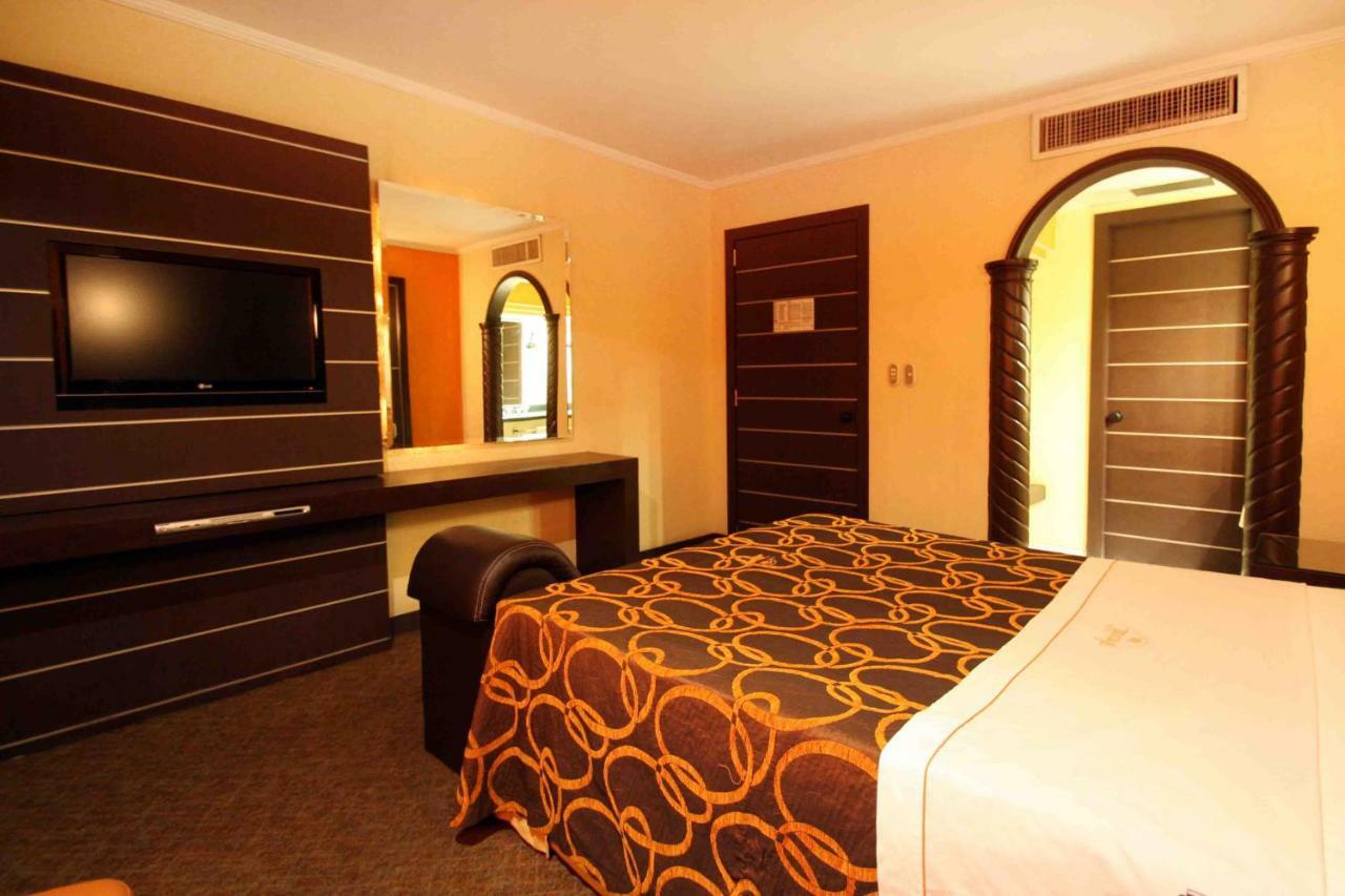غوادالاجارا Motel Mirage المظهر الخارجي الصورة