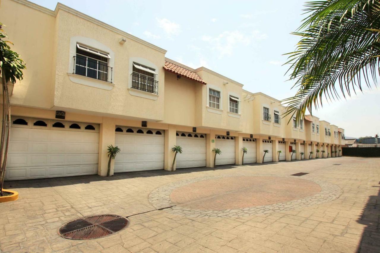 غوادالاجارا Motel Mirage المظهر الخارجي الصورة